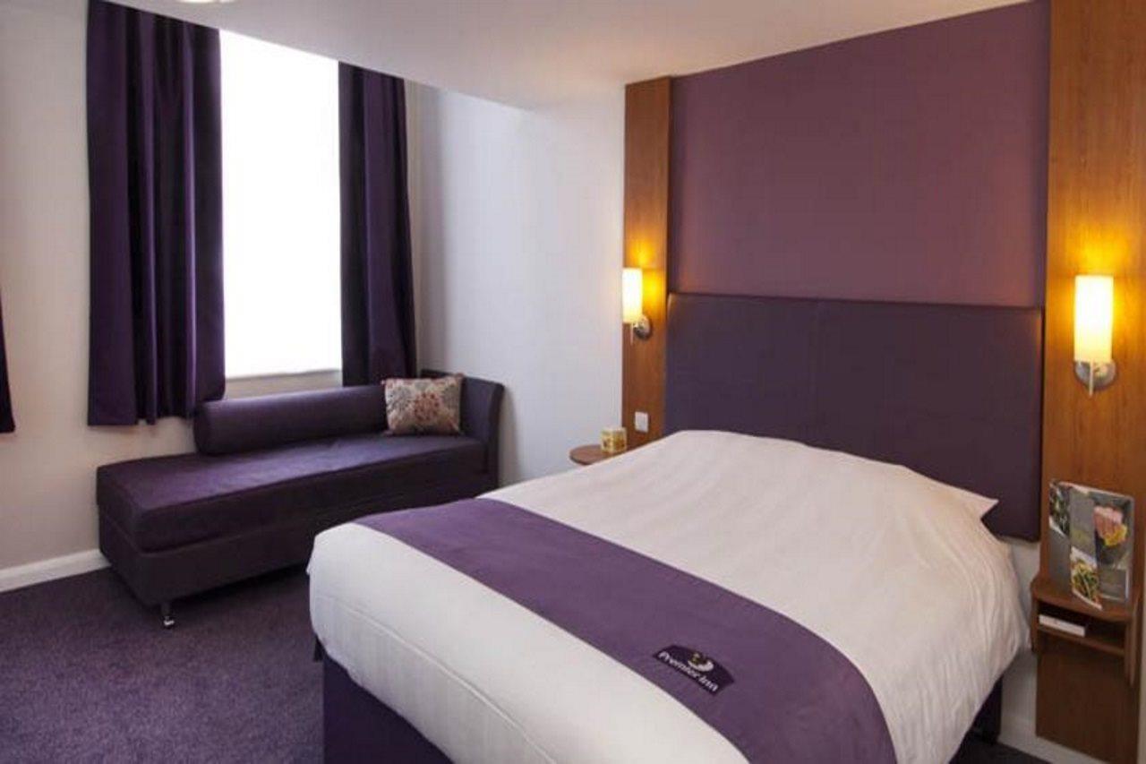 Premier Inn Birmingham City - Waterloo St Esterno foto