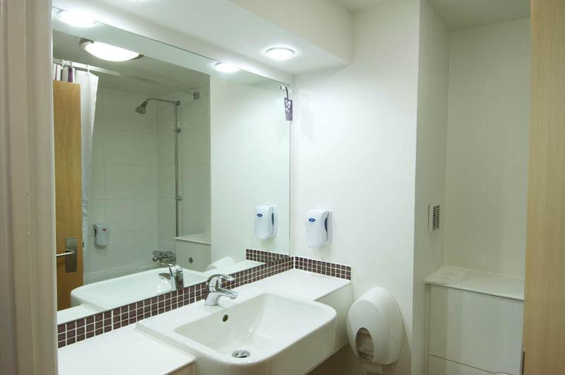 Premier Inn Birmingham City - Waterloo St Esterno foto