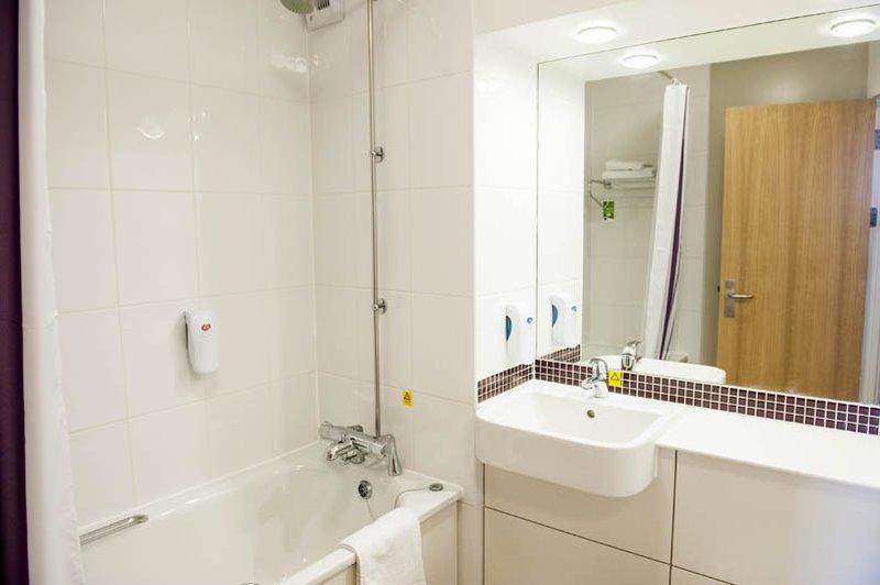 Premier Inn Birmingham City - Waterloo St Esterno foto